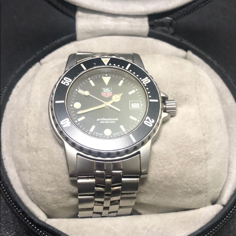 TAG HEUER WD1210-D0 1500 SERIES PROF BLK DIAL 200m